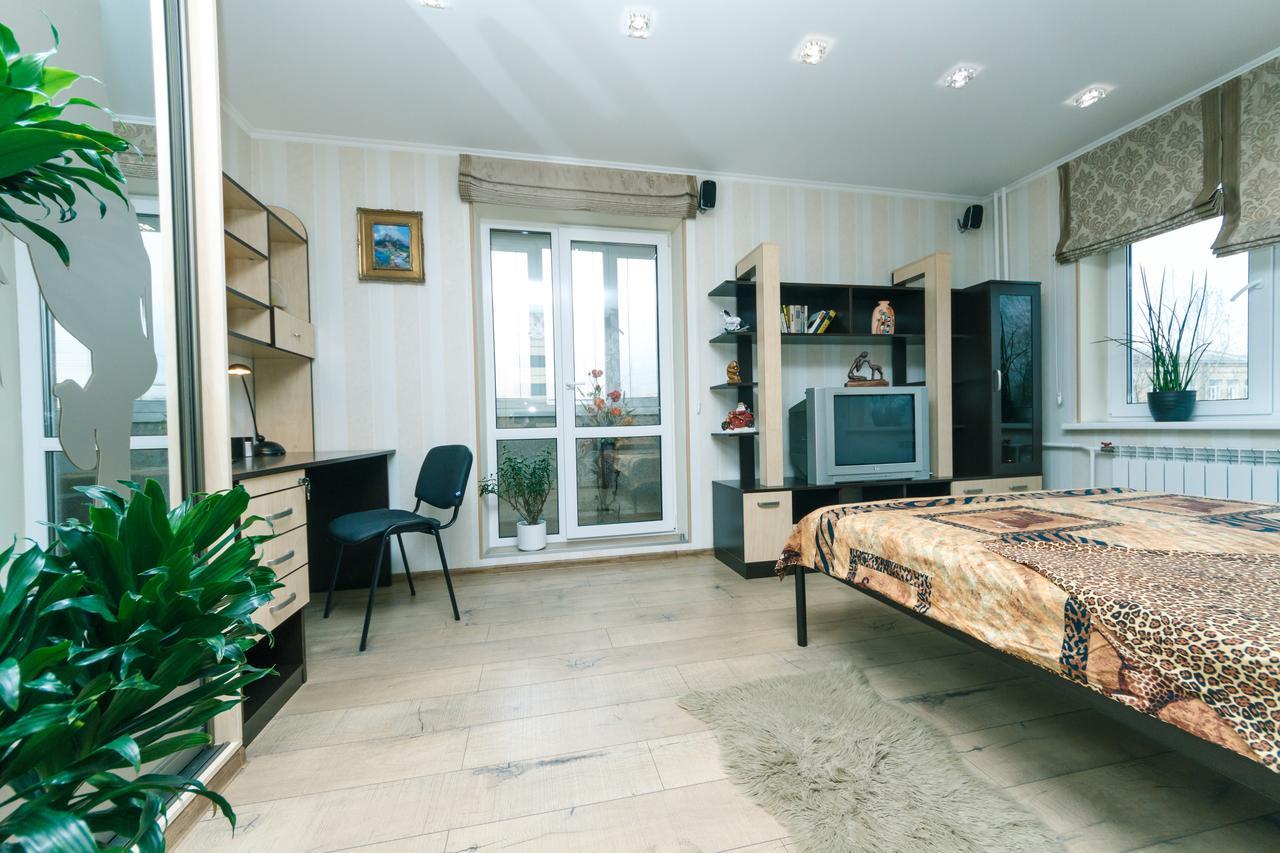 Apartment On Sevastopolska Square Kiev Exterior foto